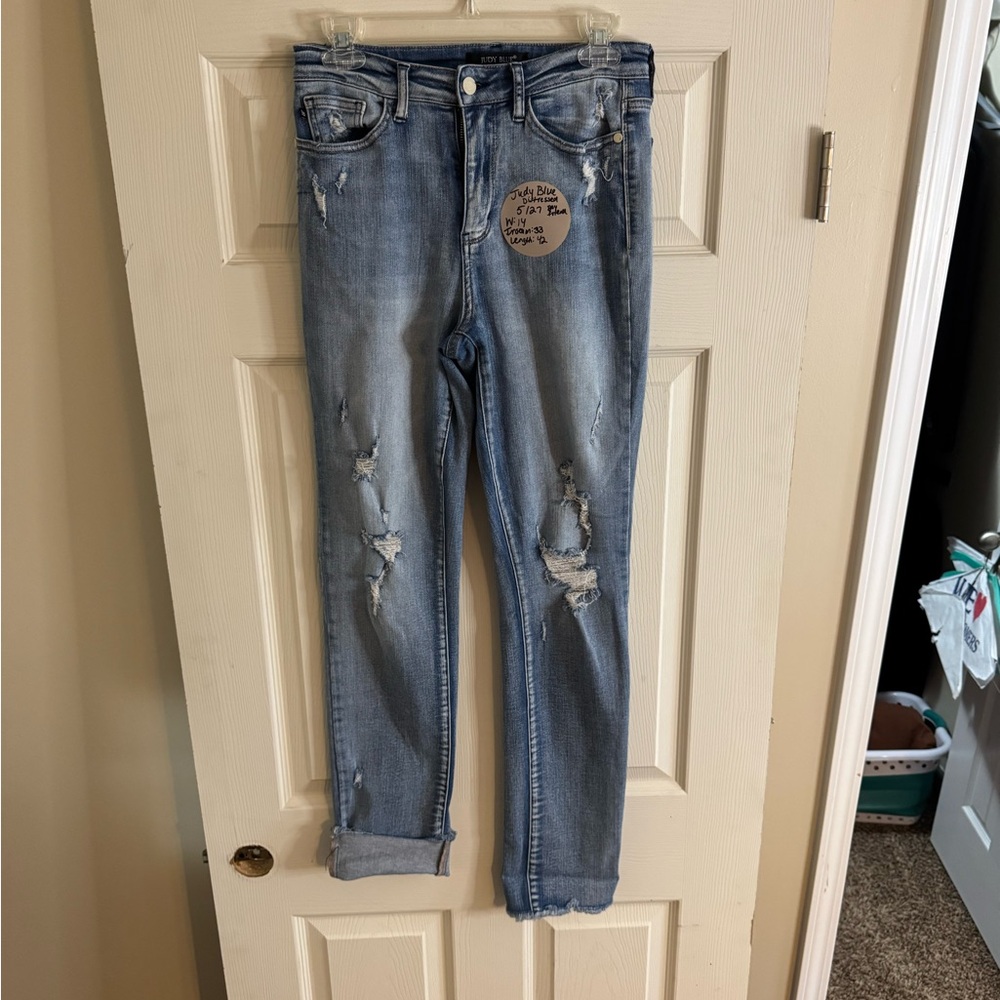 Judy Blue Light Blue Distressed Straight Leg Jeans